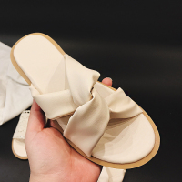 林先森凉拖鞋女夏外穿2020新款网红韩风软底沙滩平底一字拖度假露趾凉鞋凉鞋