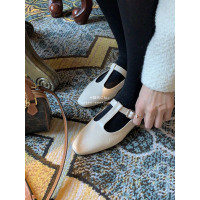 林先森代购 韩代hic 早春新款 复古法式 三色推荐平底鞋休闲鞋