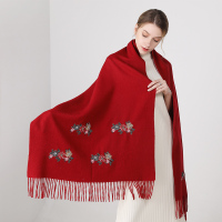 上海故事秋冬季加厚保暖羊毛围巾女民族风刺绣红色旗袍外搭大披肩