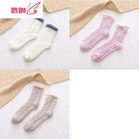 袜子女珊瑚绒睡眠毛毛绒家居加绒加厚月子袜毛巾地板睡觉穿 费琳