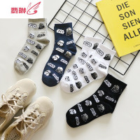 袜子男中筒袜潮流街头动漫男士长袜韩版卡通百搭款原宿嘻哈袜 费琳