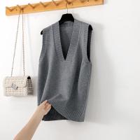 新款V领无袖背心马甲女秋冬新款宽松大码中长款针织马夹外穿慵懒毛衣