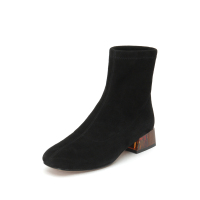 思加图2019冬季新款简约粗跟羊绒革女皮靴Q8151DD9