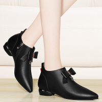品牌百丽牧貂网红超火尖头韩版平底单鞋女2019冬季新款时尚百搭黑色英伦小皮鞋