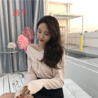 洛芊复古温柔轻熟风舒适柔软亲肤一字肩V领长袖套头气质上衣女春款