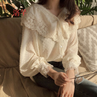 洛芊早春韩国优雅翻边娃娃领单排扣雪纺蕾丝拼接点点透视衬衣上衣