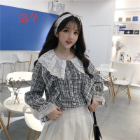 洛芊春季新款甜美学院风镂空花边衬衣蕾丝荷叶边领喇叭长袖格子上衣女