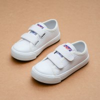 2020小雏菊儿童帆布鞋男女童百搭中大童学生春秋软底休闲运动透气单鞋 莎丞