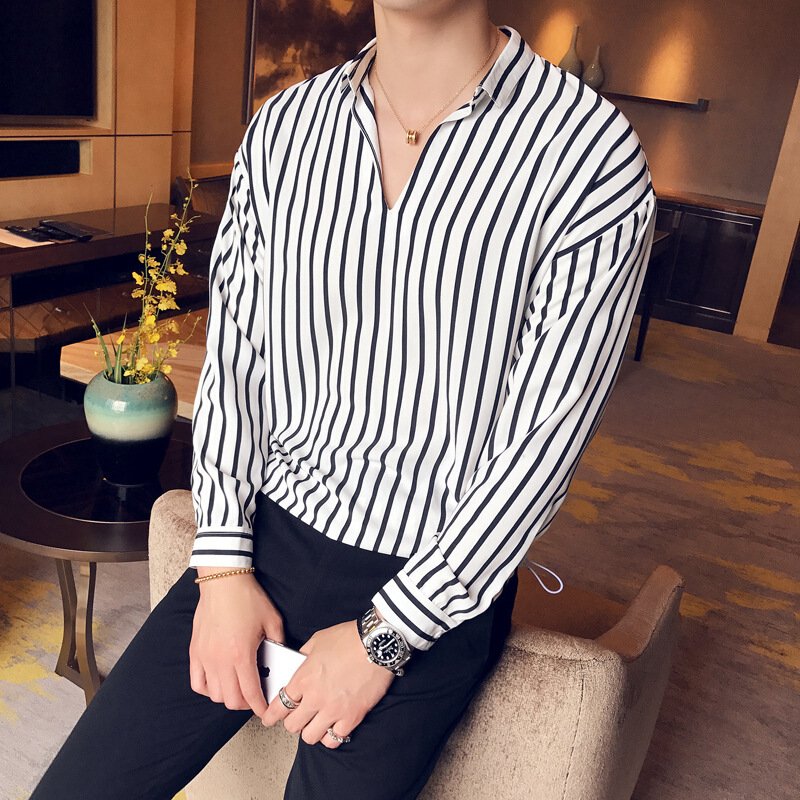 秋季条纹长袖衬衫男韩版V领套头英伦休闲宽松衬衣潮流青年发型师黑色