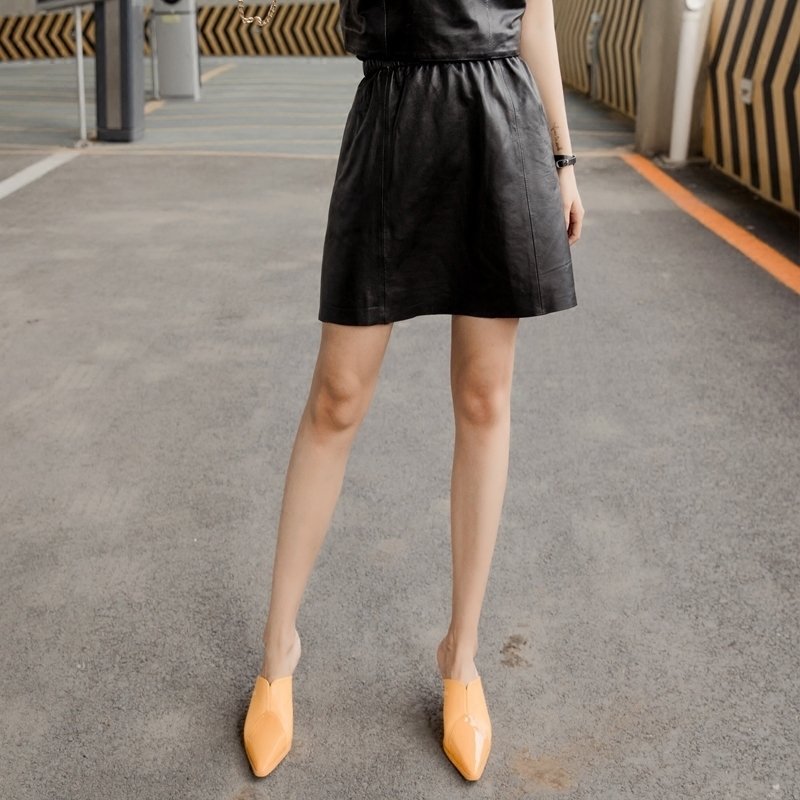 17秋冬新款真皮皮裙女显瘦A字短裙时尚小伞裙松紧腰绵羊皮半身裙