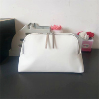 化妆包 白色贝壳型大容量双拉链手拿包 收纳包 专柜赠品包（请先与客服确认再下单）