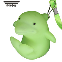 拓斯帝诺发光挂绳小夜灯七彩闪光挂件五角星兔子章鱼南瓜鲸鱼海豚儿童玩具 1个 挂绳 坐立海豚 小夜灯 颜色随机发货