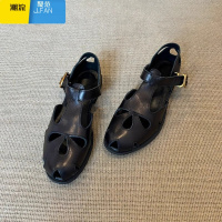 聚范版~复古镂空包头罗马凉鞋女粗跟百搭一字扣带英伦圆头猪笼鞋