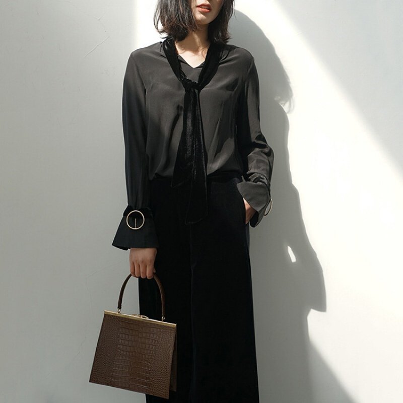 喇叭袖真丝丝绒衬衣法式浪漫OL通勤修身衬衫女黑色
