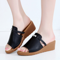 2018夏真皮韩版拖鞋一字拖凉鞋女室外中跟坡跟时尚牛筋底凉拖鞋女