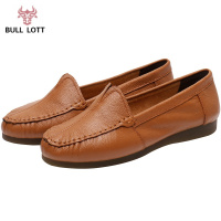 公牛乐途2021春秋季舒适中老年平跟皮鞋牛筋软底女鞋豆豆鞋女牛皮妈妈鞋真皮单鞋