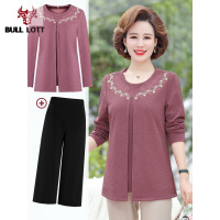 公牛乐途2021妈妈春装假两件长袖T恤纯色中年女打底衫洋气显瘦气质阔太太套装