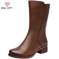 公牛乐途2021新款真皮妈妈鞋秋冬棉鞋中老年中跟中筒英伦风靴子骑士皮靴女鞋