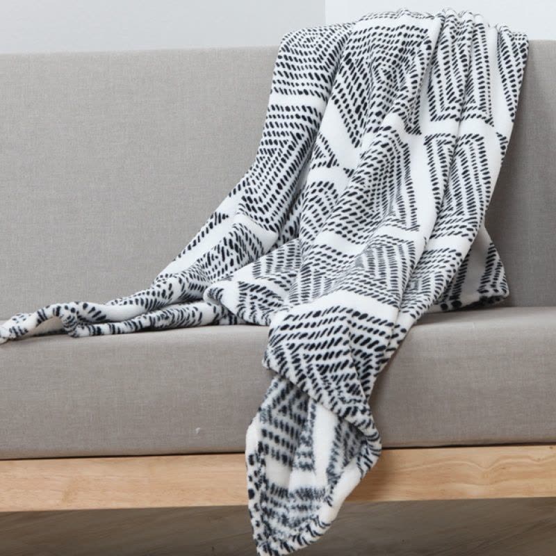 珊瑚绒毛毯空调毯禅修瑜伽盖毯法兰绒单人飞机毯子午睡毛巾被图片
