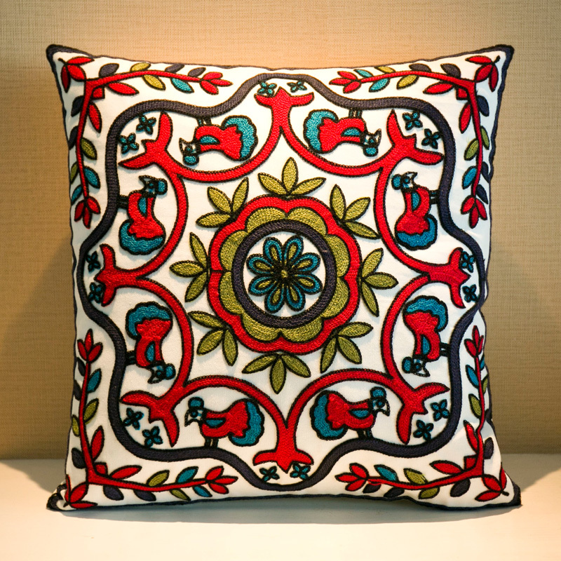 刺绣花靠枕床头靠垫抱枕套办公室沙发汽车护腰枕靠背不含芯