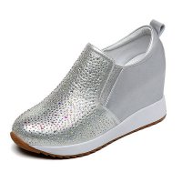 金三志秋季内增高女鞋水钻皮一脚蹬懒人鞋坡跟跳舞鞋休闲单鞋小白鞋女休闲鞋