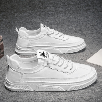 金三志春季男鞋潮流百搭板鞋男生亮面镜面运动休闲皮鞋社会精神小伙潮鞋休闲鞋