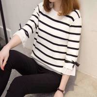 2019新款七分袖显瘦T恤女套头短款条纹打底衫宽松喇叭袖上衣潮