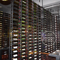 胡桃里酒架隔断工业风葡萄酒架餐厅卡座屏风酒吧铁艺红酒架展示架