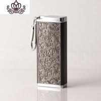 封后随身烟灰缸便携式移动带盖日本旅游户外登山迷你口袋小烟灰缸盒 黑色繁花(长款)摆件