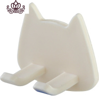 封后10个创意插头挂钩厨房电线粘贴式壁挂收纳免打孔强力插座无痕粘钩 米黄色10个