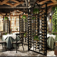 loft工业风餐厅酒柜酒吧吧台装饰架咖啡厅卡座隔断架胡桃里红酒架