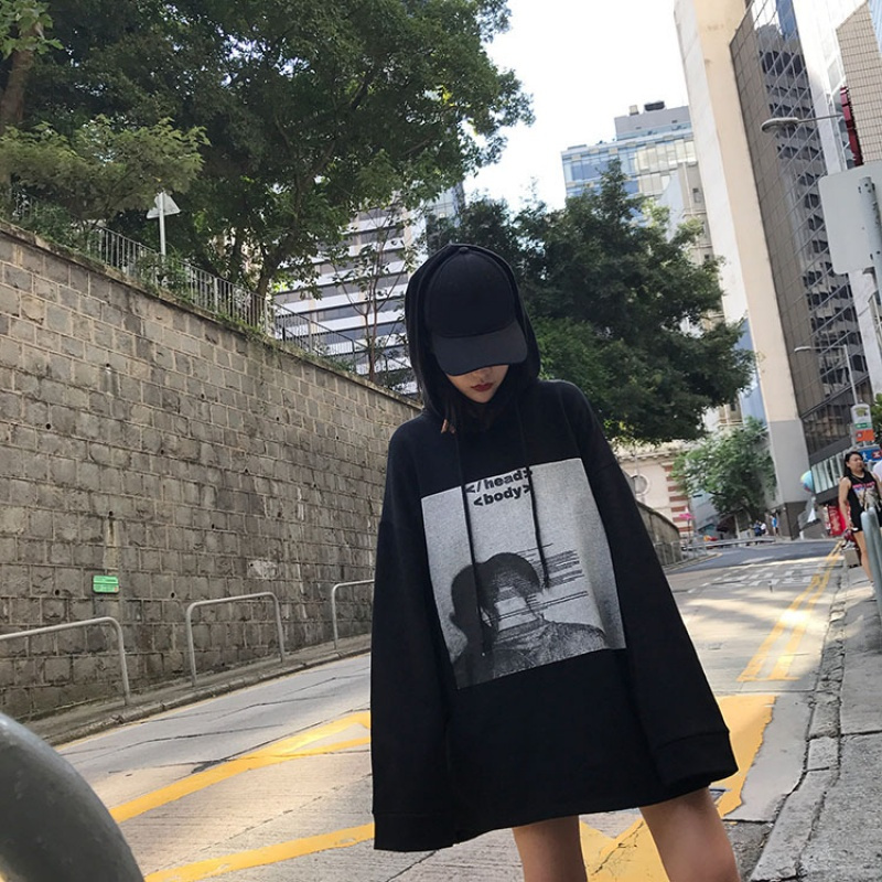 la maxpa女士卫衣/帽衫 新款式秋装新款复古港味时尚连帽宽松字母头像