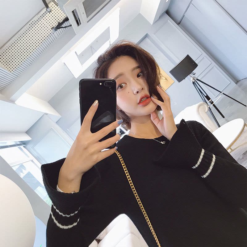 新款式2021新款女装秋冬装小香风鱼尾裙子春装针织直筒连衣裙赫本小黑裙-定制款图片