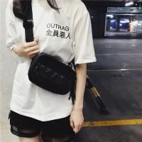 桂兰珊（Guilanshan） 潮男单肩斜跨包运动胸包女情侣极简黑白挎包夏季休闲多用手机包布