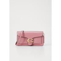 蔻驰(COACH)女款光滑皮革斜挎包 多功能隔层设计 可调节背带时尚包