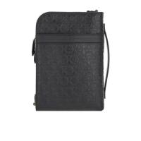 Salvatore Ferragamo黑色压花Gancini图案斜挎包多功能肩带可手拿防水耐用