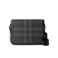 BURBERRY小号邮差斜挎包可调肩带磁扣折叠设计