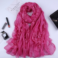 2018春秋季新款丝巾绣花刺绣纱巾超大女士韩版百搭长围巾披肩两用