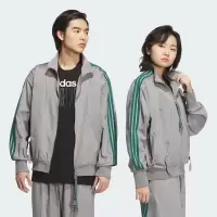 阿迪达斯(adidas)中性风防风透气运动夹克适合男女穿着