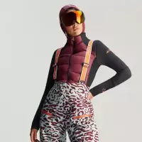 阿迪达斯(adidas)adidas运动夹克女款保暖舒适防风防水户外跑步攀