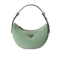 普拉达(PRADA)女士单肩包时尚皮质可调节手柄拉链设计简约轻便包