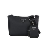 小牛皮贝壳形刺绣斜挎包纯色日常百搭尼龙材质