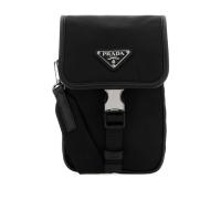 徽标斜挎包复古风水桶形可调节肩带纯色日常百搭