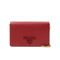 普拉达(PRADA)红色真皮单肩包可拆肩带金色标牌百搭配饰小巧便携
