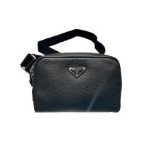 普拉达(PRADA)牛皮材质徽标单肩包男士女款时尚百搭配饰商务休闲