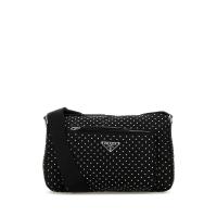 普拉达(PRADA)女士单肩包休闲百搭斜挎包防水防刮耐用银色金属点