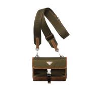 普拉达(PRADA)再生聚酰胺材质男士单肩包三角形标志可调节拆卸肩