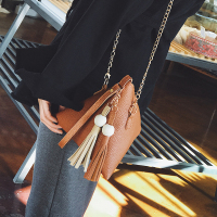 三角包零钱包秋冬季新款韩版流苏手拿包手机包手提包可爱小包包