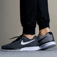 耐克男鞋 2019新款Tanjun Racer运动慢跑鞋透气缓震休闲鞋921669-00