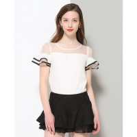 蕾丝短袖镂空上衣